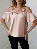 Blusa de renda com ombros descobertos para mulher